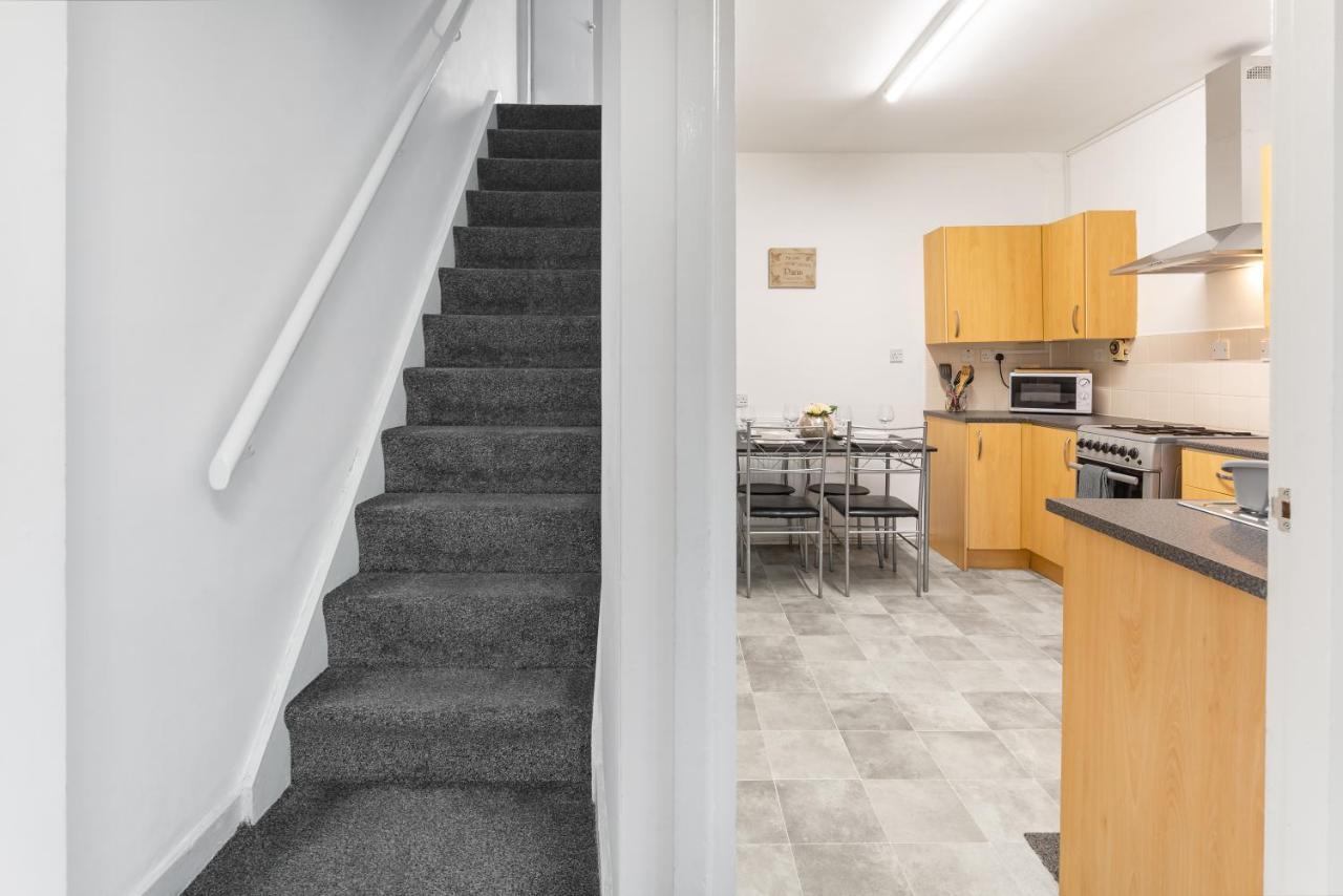 Comfortable Liverpool Townhouse - Free Parking Εξωτερικό φωτογραφία